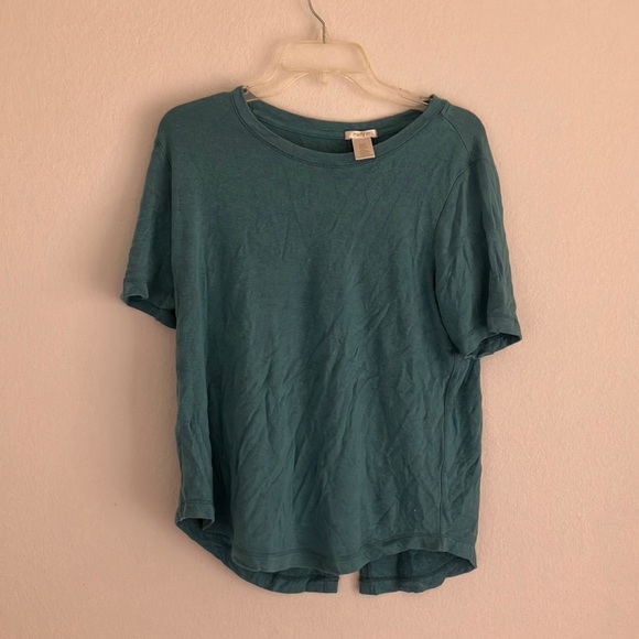 Tops - FINAL MARKDOWN Matty m tee large
